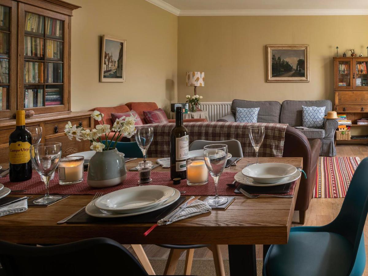 Stable Yard Cottage Greenlaw Esterno foto